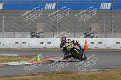 media/Nov-26-2022-Fastrack Riders (Sat) [[b001e85eef]]/Level 2/Session 3 Outside Turn 9/